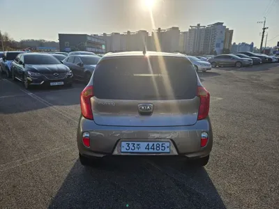 Kia Morning 2015, 157353 км, за 2275.24 USD