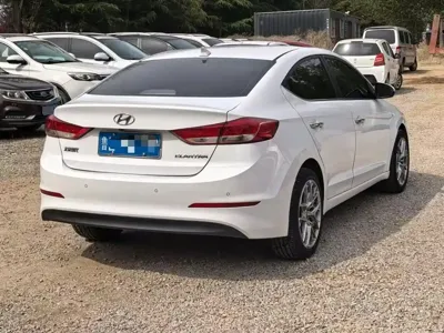 Hyundai Elantra 2020, 100000 км, за 5709.13 USD