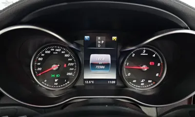 Mercedes-Benz GLC-Class 2016, 72586 км, за 14763.03 USD - фото 8
