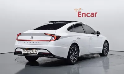 Hyundai Sonata 2021, 119803 км, за 10699.75 USD
