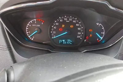 Ford Escort 2015, 69100 км, за 5018 USD - фото 9