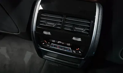 BMW X5 2022, 57659 км, за 42931.62 USD - фото 32