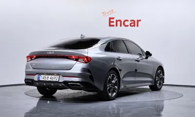 Kia K5 2023, 85576 км, за 12931.6 USD