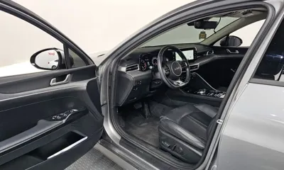Kia K5 2023, 85576 км, за 12833.88 USD - фото 10