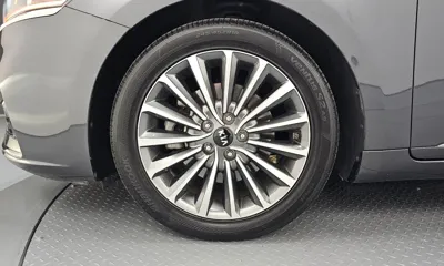 Kia K7 2018, 38085 км, за 11093.61 USD