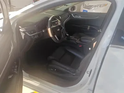 Cadillac XTS 2019, 138000 км, за 11627.66 USD - фото 9