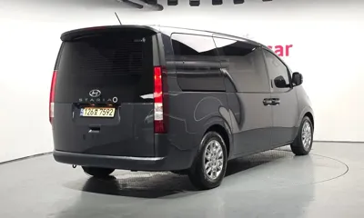 Hyundai Staria 2022, 71972 км, за 15926.67 USD
