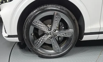 Genesis GV70 2021, 37928 км, за 25928.84 USD