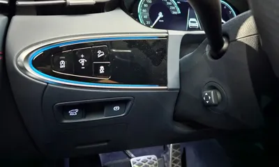 Genesis GV70 2021, 37928 км, за 25928.84 USD - фото 28