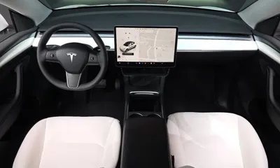 Tesla Model Y 2024, 32896 км, за 27438.62 USD - фото 7