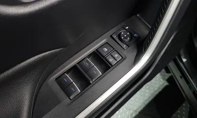 Toyota RAV4 2022, 32446 км, за 23446.27 USD - фото 32