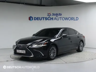Lexus ES · 2019 год