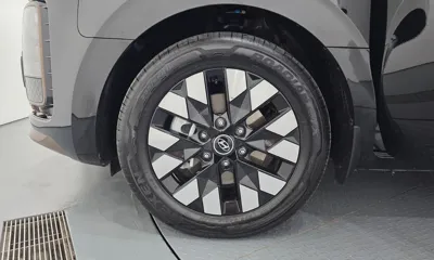 Hyundai Staria 2025, 11295 км, за 28325.83 USD