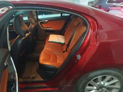 Volvo S60 2016, 92300 км, за 6720 USD - фото 18
