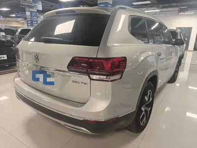 Volkswagen Teramont 2018, 77900 км, за 13978.54 USD