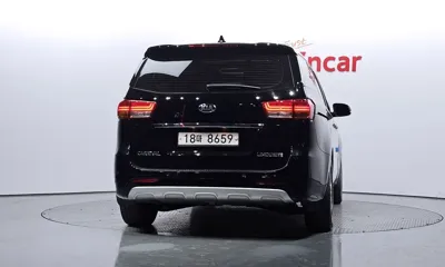 Kia Canival 2016, 67629 км, за 9393.06 USD