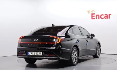 Hyundai Sonata 2021, 48004 км, за 12414.6 USD