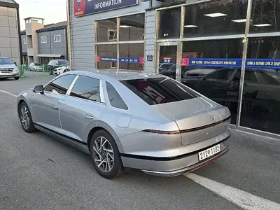 Hyundai Grandeur 2023, 207000 км, за 10358.31 USD - фото 6