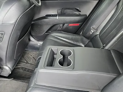 Hyundai Grandeur 2023, 207000 км, за 10358.31 USD - фото 10