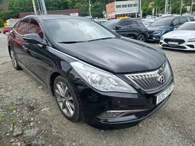 Hyundai Grandeur 2016, 143125 км, за 4225.44 USD