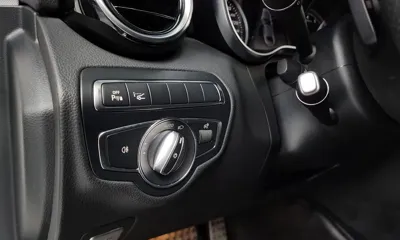 Mercedes-Benz C-Class 2018, 53074 км, за 10906.94 USD - фото 27