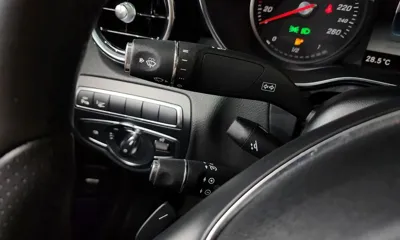 Mercedes-Benz C-Class 2018, 53074 км, за 10906.94 USD - фото 28