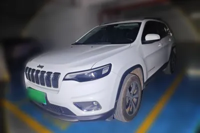 Jeep Cherokee · 2019 год