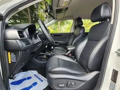 Kia Sorento 2015, 191000 км, за 5724.7 USD - фото 13