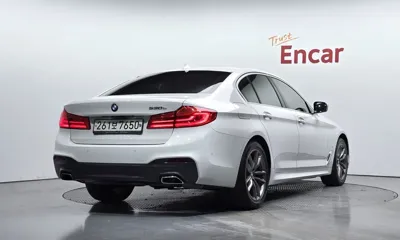 BMW 5-Series 2020, 61487 км, за 24127.46 USD