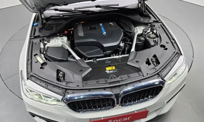 BMW 5-Series 2020, 61487 км, за 24127.46 USD - фото 6