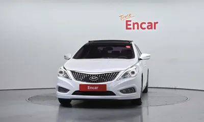 Hyundai Grandeur 2014, 134013 км, за 3612.72 USD