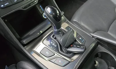 Hyundai Grandeur 2014, 134013 км, за 3612.72 USD - фото 9