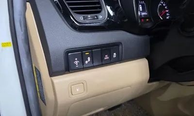 Kia Canival 2018, 148671 км, за 6826.83 USD - фото 18