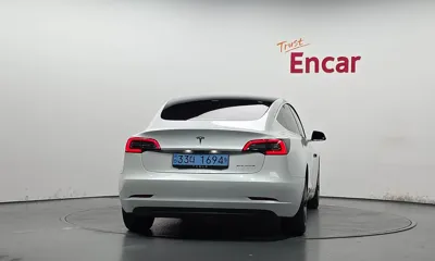 Tesla Model 3 2020, 36116 км, за 24287.78 USD