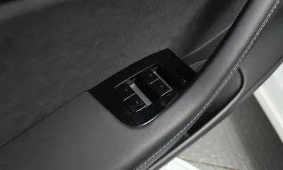 Tesla Model 3 2020, 36116 км, за 24287.78 USD - фото 27