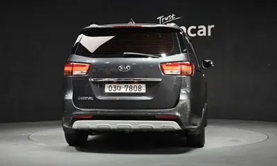 Kia Canival 2016, 125445 км, за 6695.7 USD