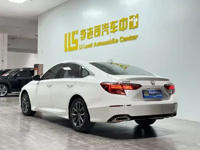 Honda Inspire 2022, 63000 км, за 13507.68 USD