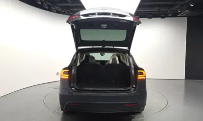 Tesla Model X 2019, 89629 км, за 43554.56 USD - фото 20