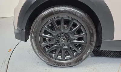 MINI Cooper 2022, 51173 км, за 12156.27 USD - фото 21