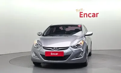 Hyundai Avante 2015, 68725 км, за 4966.88 USD