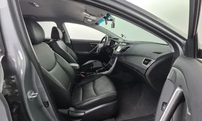 Hyundai Avante 2015, 68725 км, за 4966.88 USD - фото 10