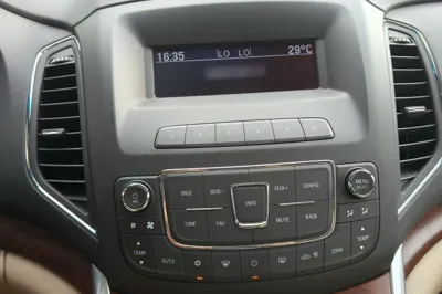 Roewe 950 2015, 56000 км, за 5268 USD - фото 25