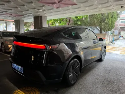 Tesla Model Y 2026, 380 км, за 27228.57 USD