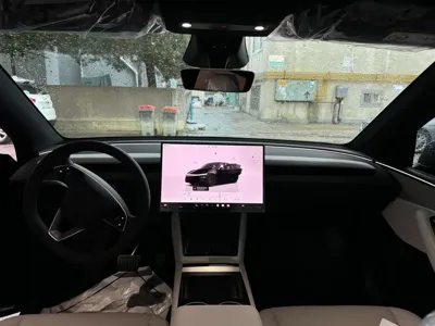 Tesla Model Y 2026, 380 км, за 27228.57 USD - фото 8