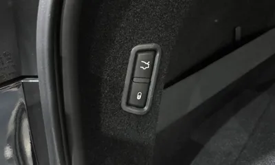 Maserati Levante 2018, 102296 км, за 18051.73 USD - фото 20