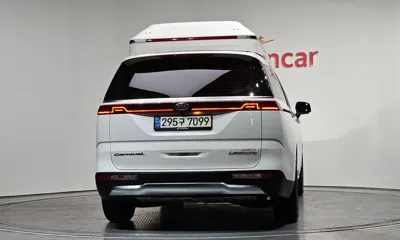 Kia Canival 2021, 99457 км, за 17839.44 USD