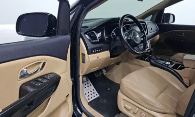 Kia Canival 2015, 159271 км, за 6794.8 USD - фото 10