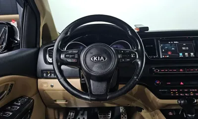 Kia Canival 2015, 159271 км, за 6794.8 USD - фото 12