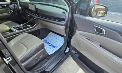 Kia Canival 2024, 28000 км, за 22778 USD - фото 12
