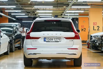 Volvo XC60 2024, 29898 км, за 30129.97 USD